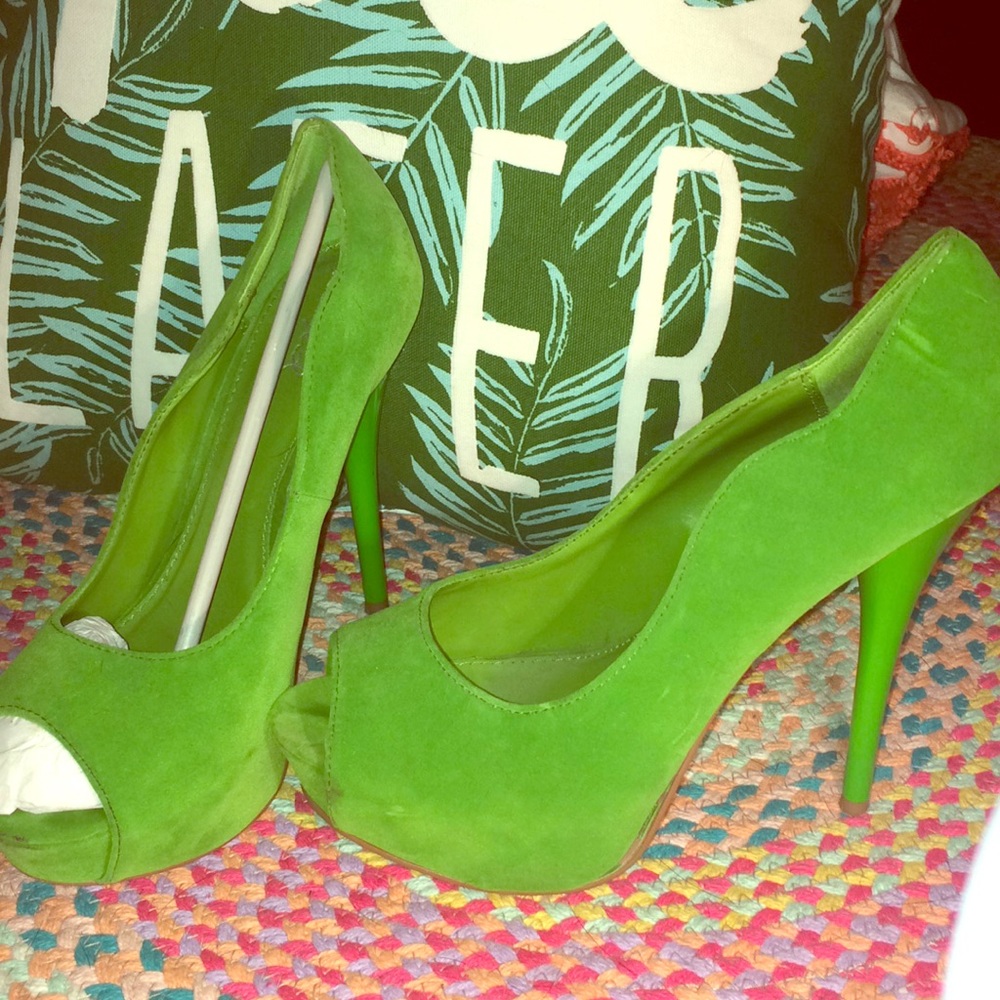 Bright Green Sexy Suede Pumps